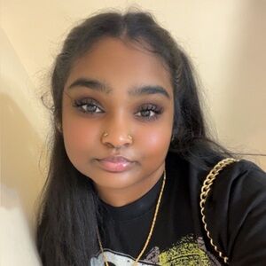 Meet your Posher, Arthi